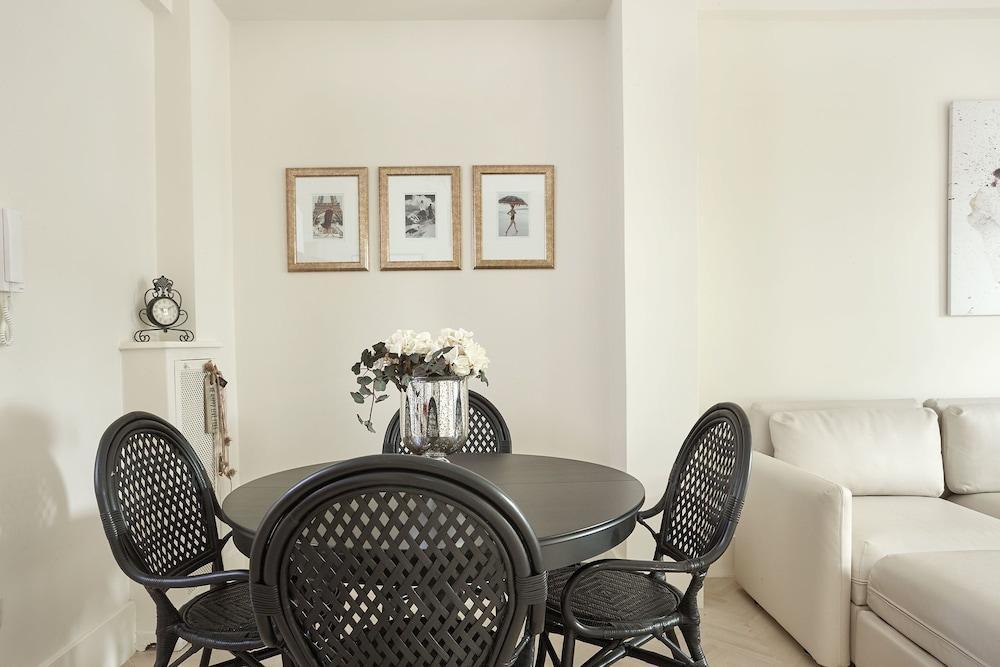 Kolonaki Square Apartment Афины Экстерьер фото